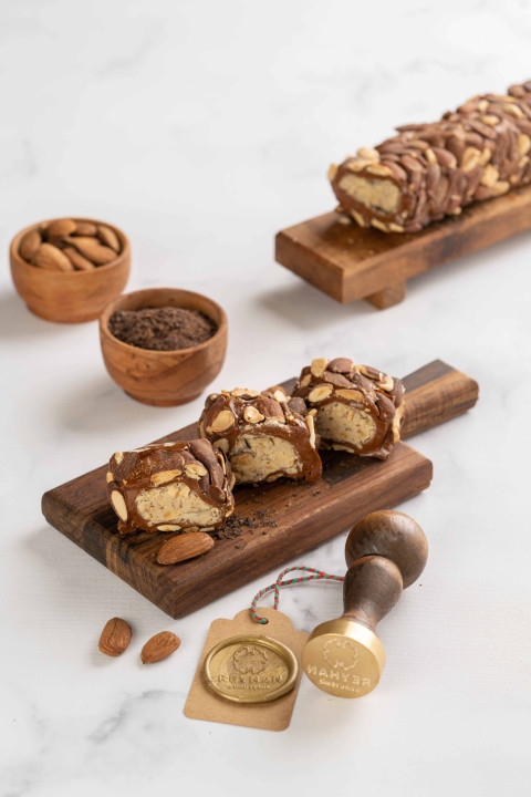 رول حلقوم باللوز وعجينة اللوز 500Gr