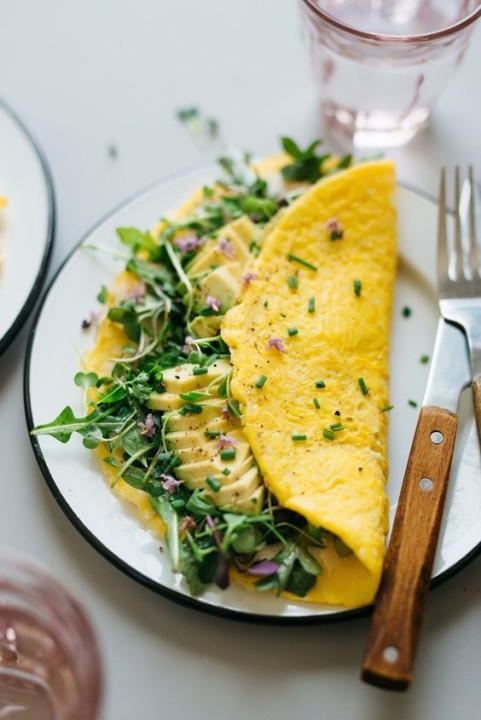 avocado omelette