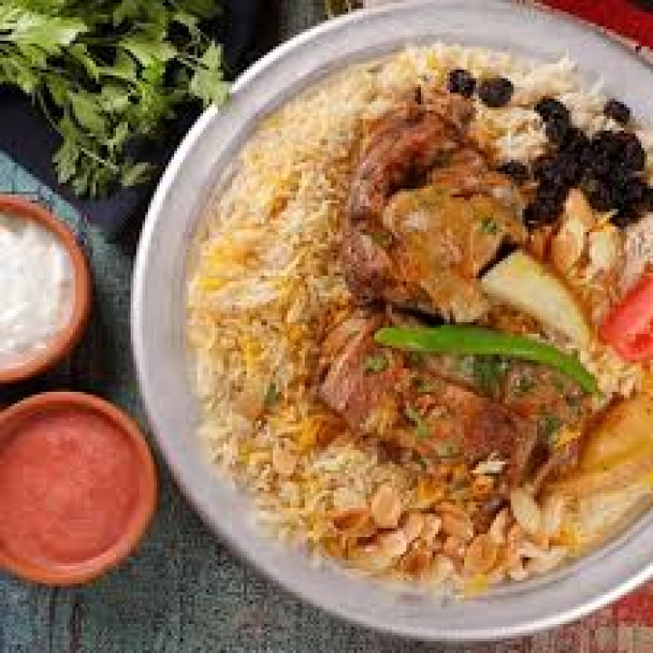 Mandi rice with meat