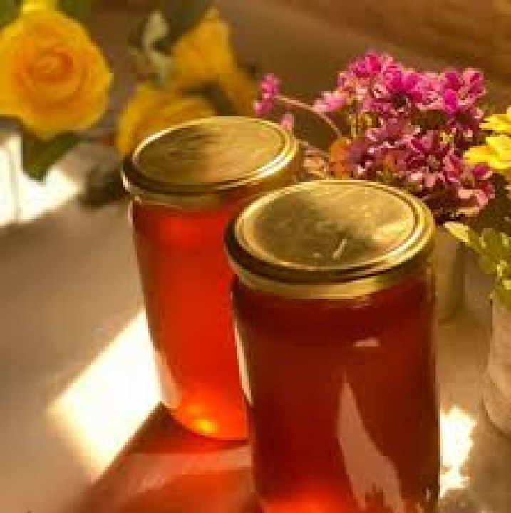 عسل ربيعي طبيعي مطربان بلور أصلي /1 4 كغ