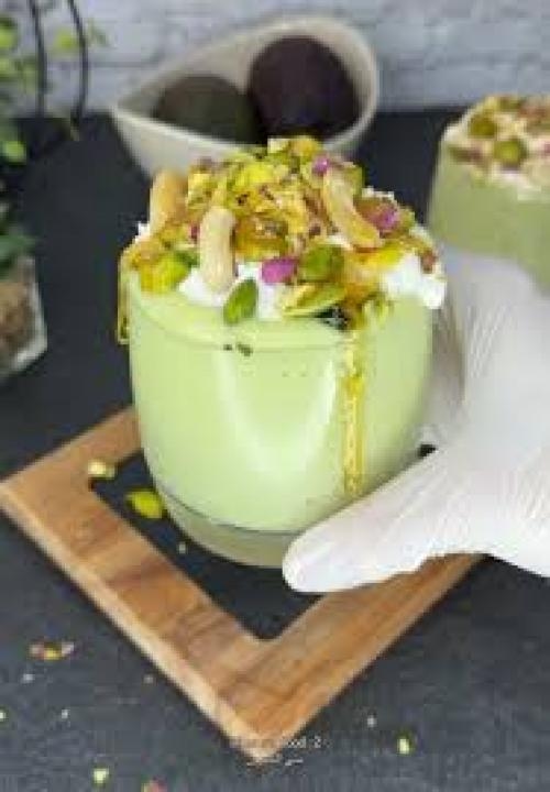 قشطة عسل مكسرات