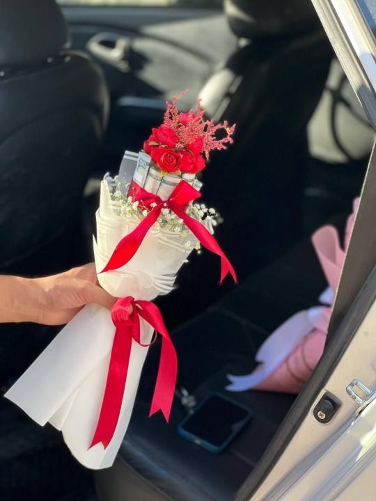 بوكيه ورد صناعي 10