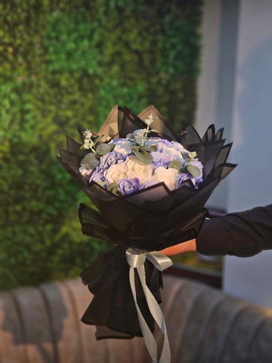 بوكيه ورد صناعي 18