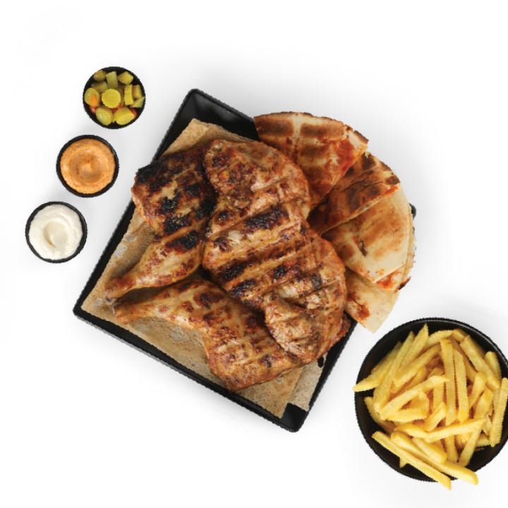 نصف فروج عالفحم (بطاطا+سيرفيس)