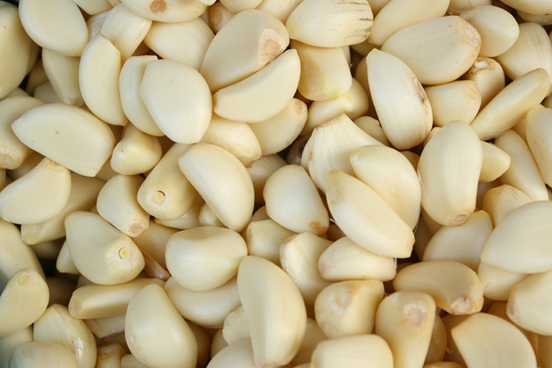 ثوم مقشر 250 غرام