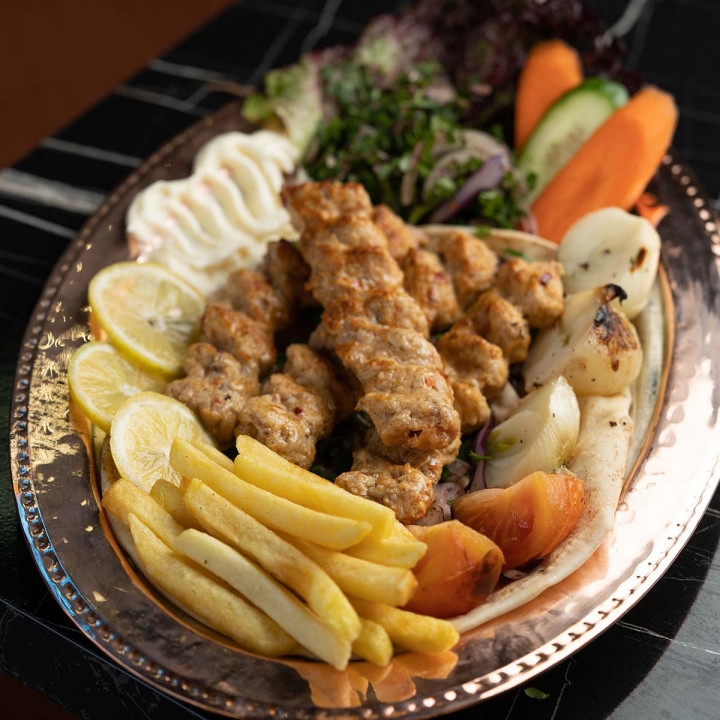 وجبة كباب دجاج