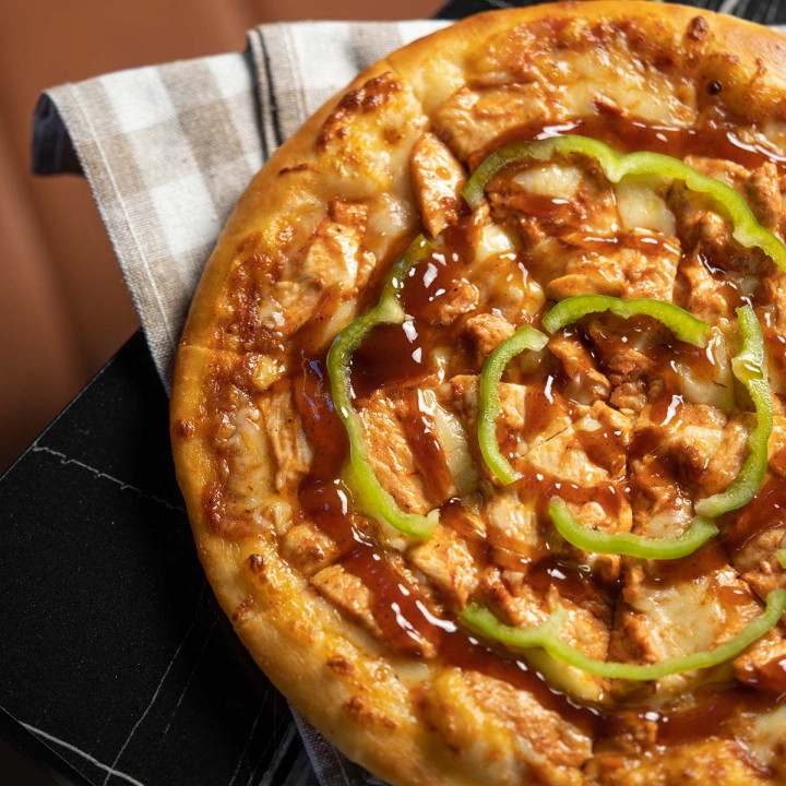 BBQ Pizza - Medium Size -