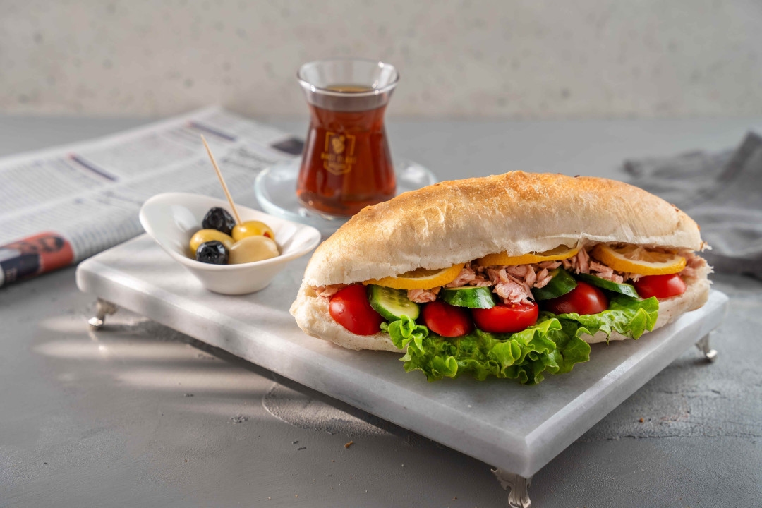 tuna sandwich