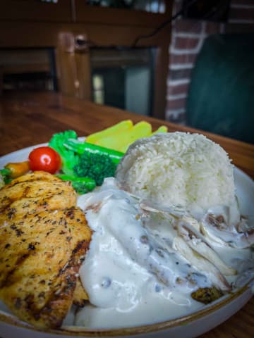 chicken with mushroom sauce