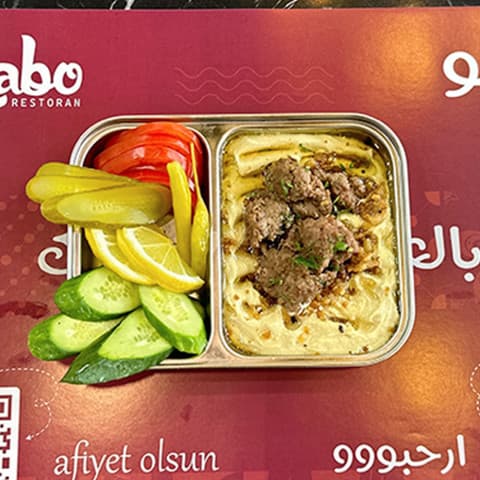 musabbaha plate with meat