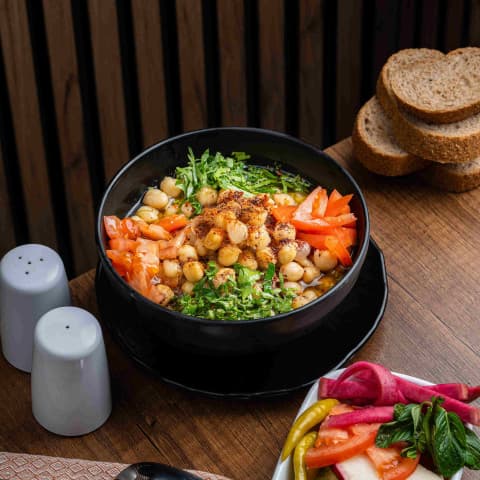 Humus with olive oil