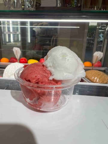 Ice cream small