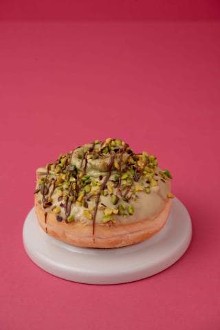 دونات البستاشيو الزمردي