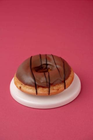 دونات دائرة السعادة (شوكولاتة بالحليب)