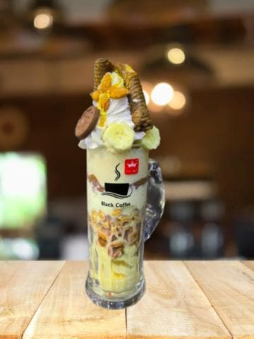 امبراطور قشطة ومكسرات