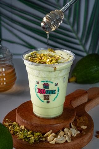 أفوكادو بالعسل والنسلة