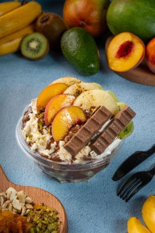 سلطة فواكه كيندر