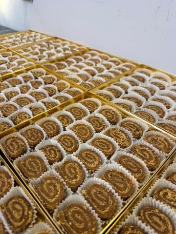 24 adet Tahin ve Susamlı Hurma Rulosu