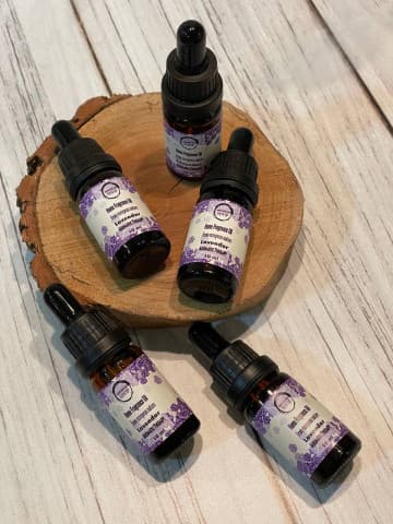 زيت عطري منزلي علاجي باللافندر 
