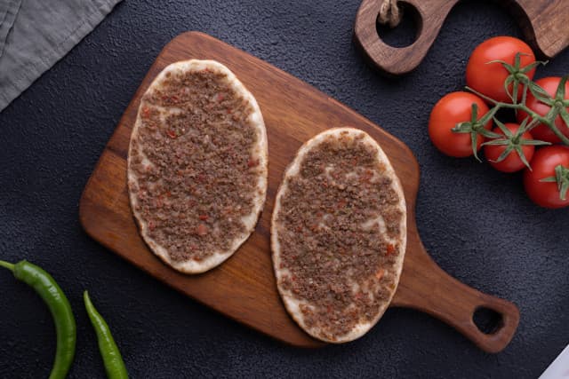 1كغ صفيحة باللبن أو البندورة40قرص ( طاولة)