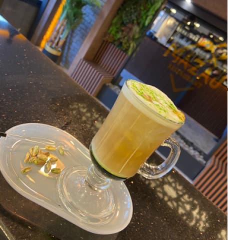 Pistachio latte