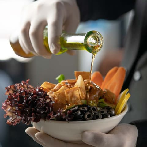 Fattuş Salatası