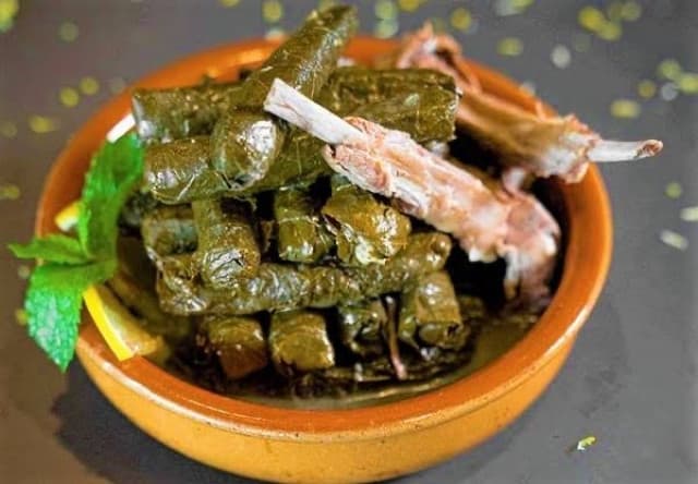 ورق عنب ( يبرق )