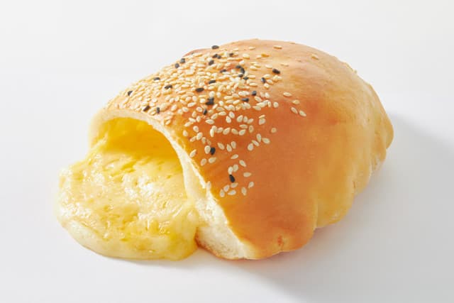 Pie with kashkaval