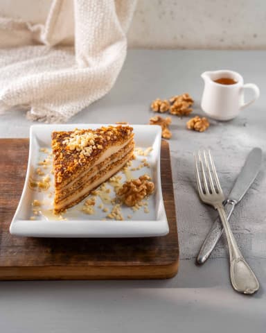 Honey Walnut Cake