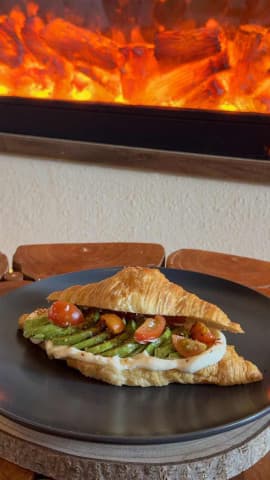 Avocado with Labneh