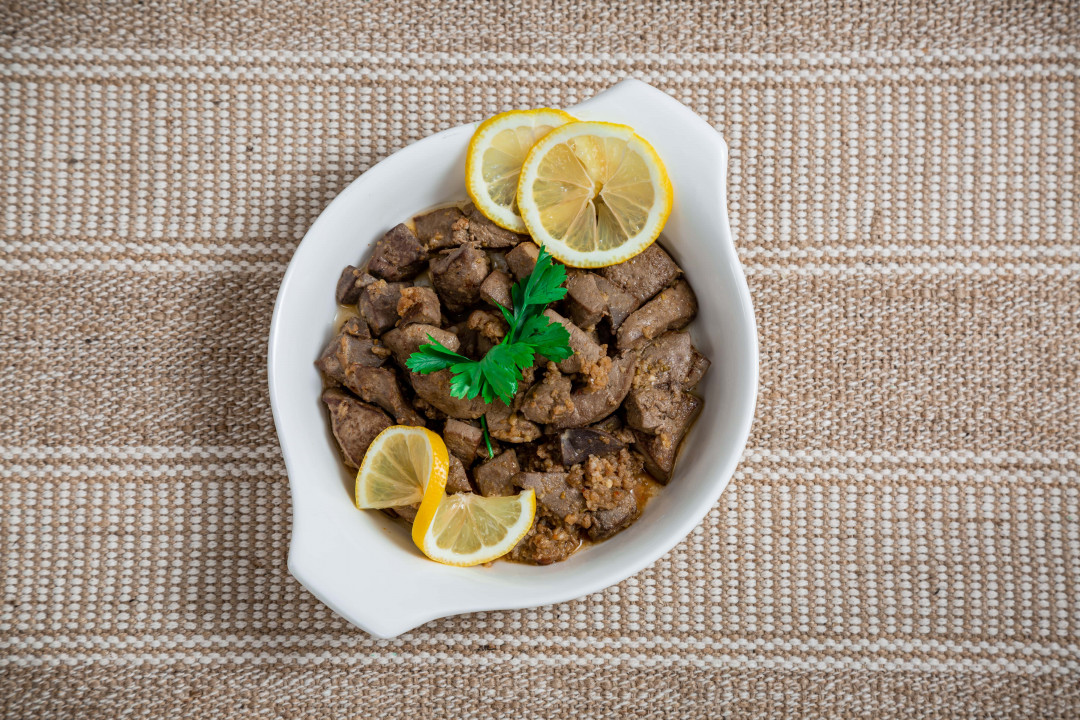 Kebda (lamb liver) with garlic & lemon